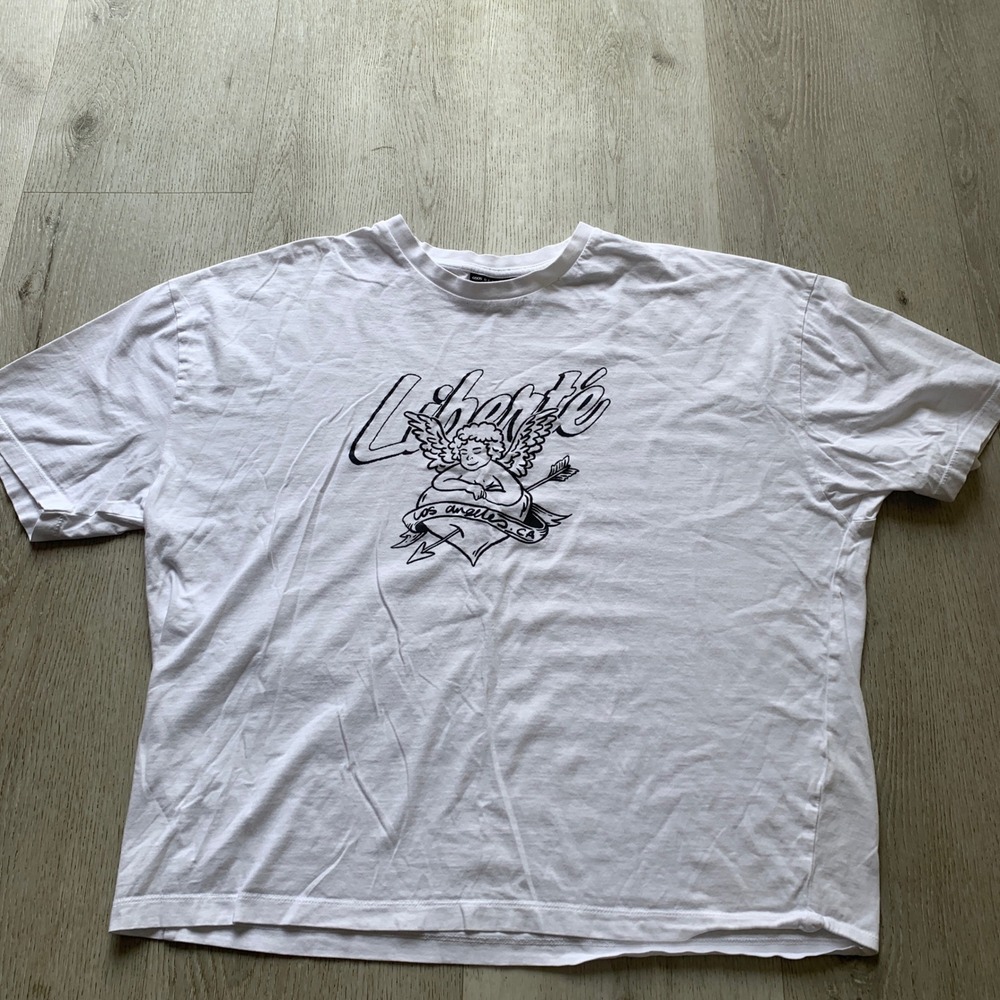 ASOS‎ DESIGN Relaxed T-Shirt with Cherub "Liberte" Graphic in White Size M